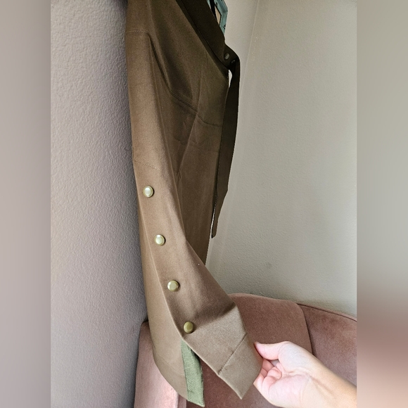 NWT/ Hollow High Waist Side Button Skirt - Picture 3 of 8